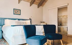 Baywatch Guest House